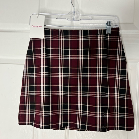 NWT Sunday Best Burgundy Plaid Mini Skirt Sz 4 - Picture 2 of 13
